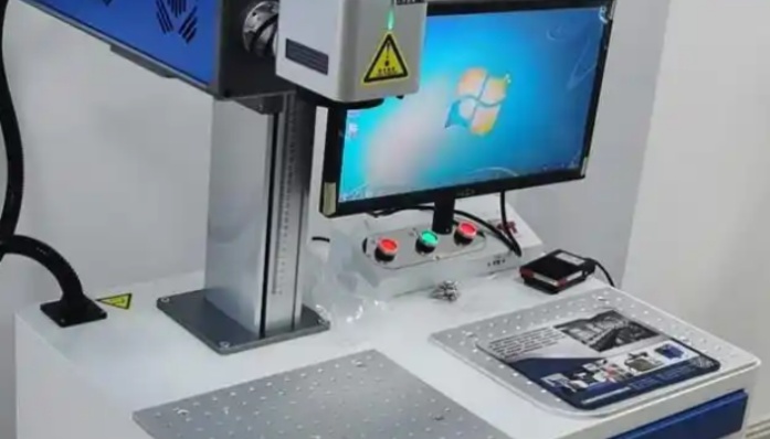 CO?激光打标机深度评测：精准高效的非金属打标专家